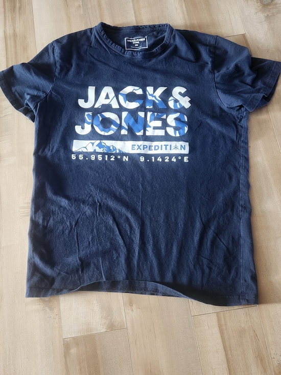 Jack & Jones Other - Jack & Jones Navy Blue Graphic Expedition Tee